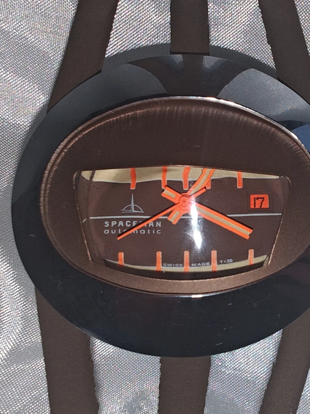 Unbranded Brown Silicone Strap Analog Wristwatch with Black Dial